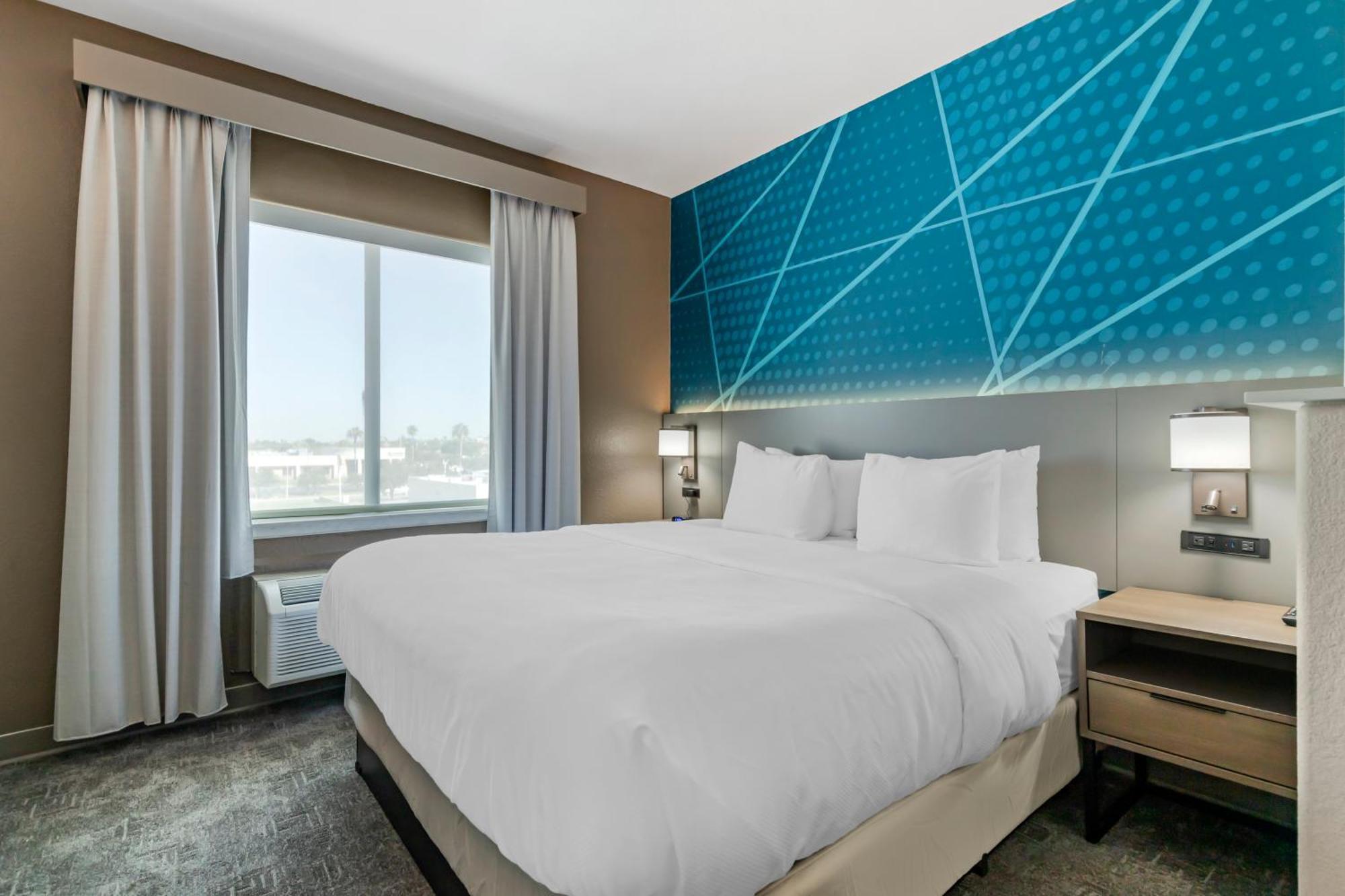 Comfort Suites Ларедо Экстерьер фото
